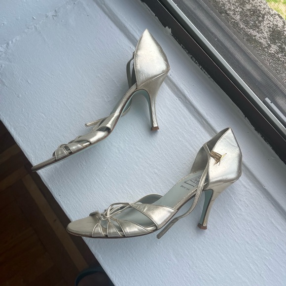 Cynthia Rowley Gold Strappy Hells - Picture 4 of 6